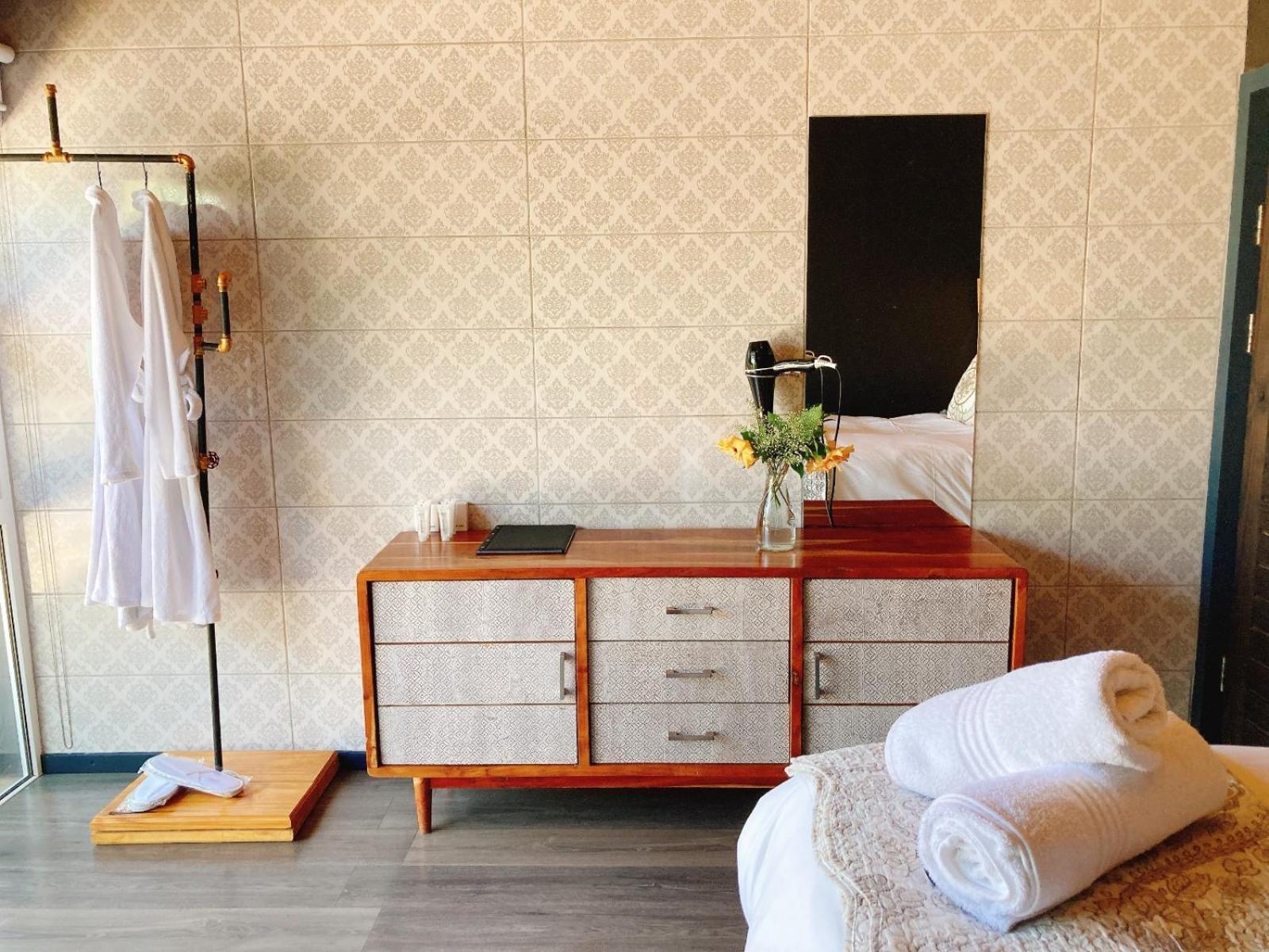 Mister C Bed and Breakfast Hartbeespoort Exteriör bild